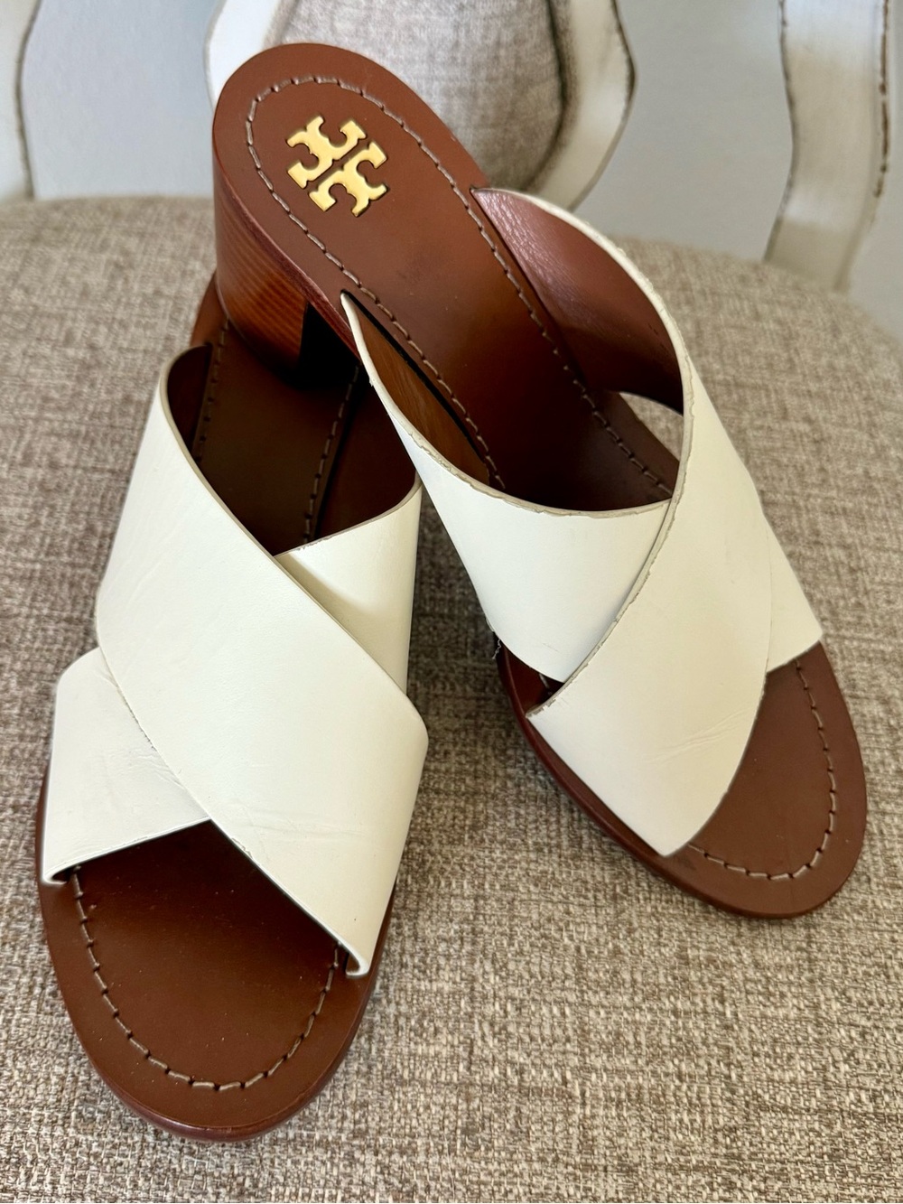 Tory Burch Cream Cross-Strap Leather Block Heeled Sandals - Picture 2 of 16